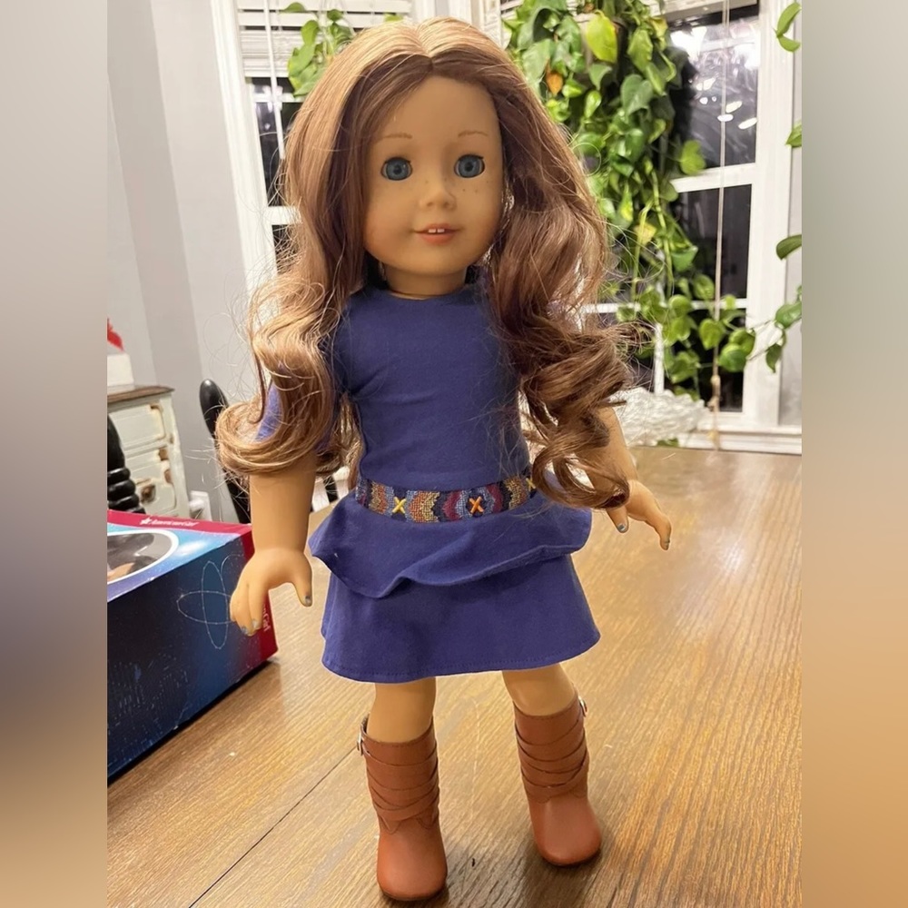 American girl doll saige with meet